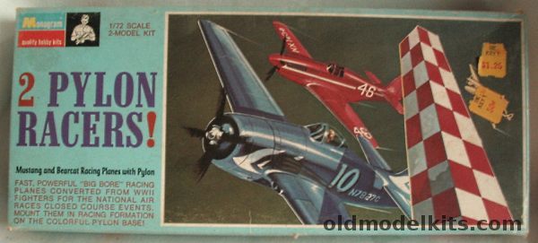 Monogram 1/72 2 Pylon Air Racers - F8F and P-51B with Racing Pylon Stand, PA218-150 plastic model kit